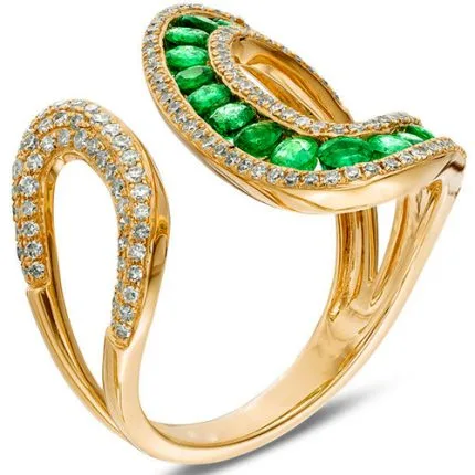 Women's emerald ring