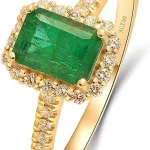 Women's emerald ring