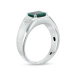 Men’s 18K yellow gold ring with emerald