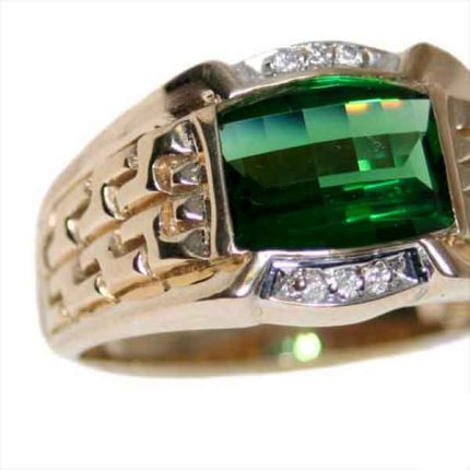 Men's Gold Emerald Regal Ring RGM1409 | Luxe Elegance