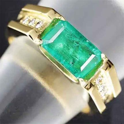 Men's Authentic Emerald Gold Ring 02 | Luxe Elegance