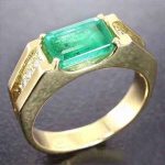 Men's Authentic Emerald Gold Ring 02 | Luxe Elegance