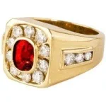 “Men’s 18K Yellow Gold Ring with Red Sapphire and Brilliant-Cut White Diamonds”