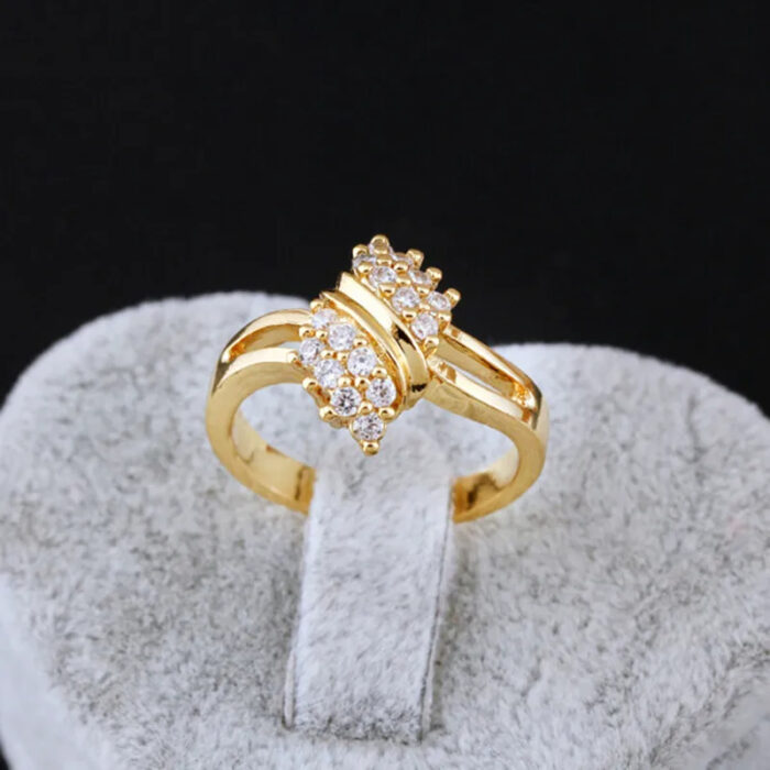 Attractive women's rings with diamonds and 100% 18k gold for women's engagement - best quality - Image 2