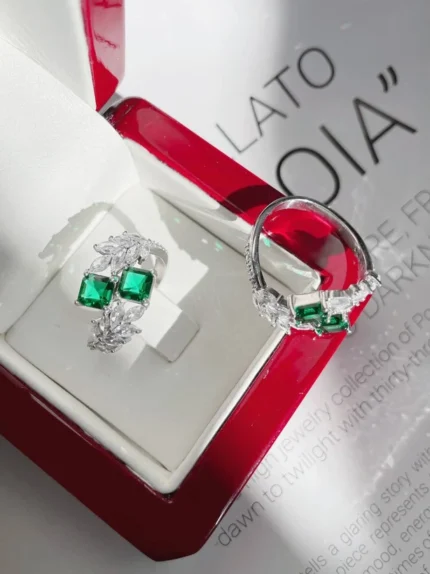 women’s emerald marquise white gold ring