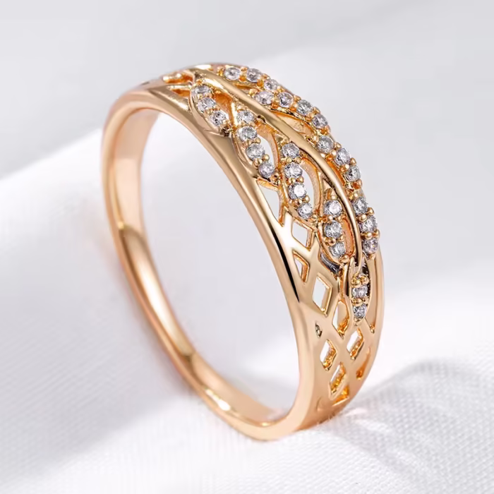 Women's leaf-shaped ring, rose gold, with natural white gemstones, excellent quality - Image 1