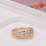 Women's leaf-shaped ring, rose gold, with natural white gemstones, excellent quality - Image 2