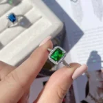 Women’s Emerald-Cut Emerald Gold Ring – Code 10226