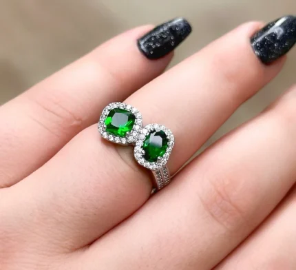 Double Oval Design Women’s Emerald Gold Ring – Code 10524