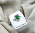 Women’s Simple Square Emerald Ring – Code 10703