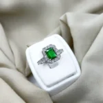 Women’s Simple Square Emerald Ring – Code 10703