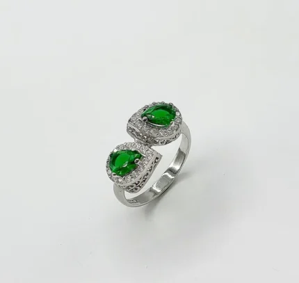 Large Teardrop Emerald Gold Ring – Code 10714