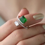 women’s square gold ring