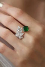 Italian Emerald Gold Ring For woman Code 11088