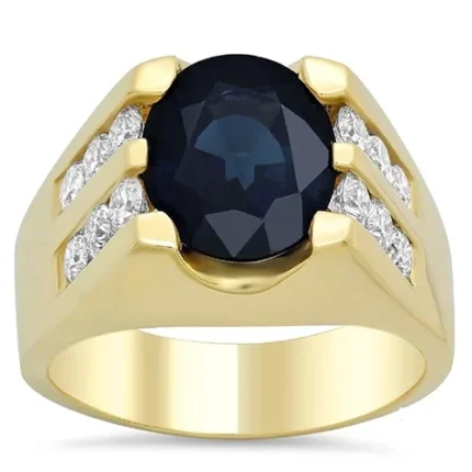 Yellow gold men’s ring with brilliant diamond and sapphire – front view