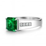 Men’s Square Emerald Signet Ring | Modern Gold Emerald Ring for Him - Image 2