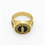 14K Gold London Emblem Ring - Image 2